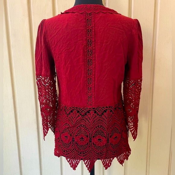 Stylish Brick Red Blouse with Lace Sleeves and Waist - Picture 5 of 15
